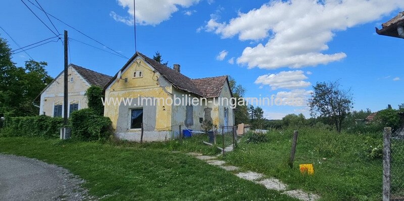 Somogy Vármegye: Renovierungsbedürftiges Einfamilienhaus in der Plattenseeregion 