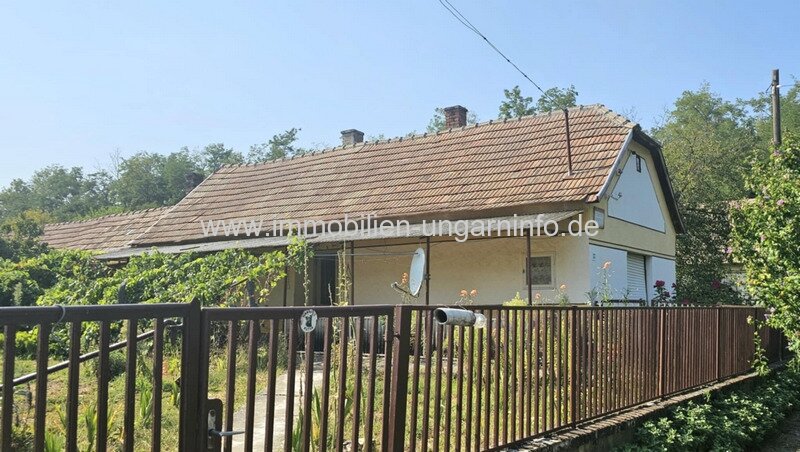 Somogy Vármegye: 3-Zimmer-Einfamilienhaus in einem kleinen Dorf im Komitat Somogy zu verkaufen Somogy Vármegye: 3-Zimmer-Einfamilienhaus in einem kleinen Dorf im Komitat Somogy zu verkaufen