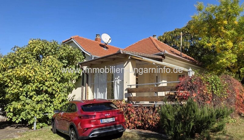 Somogy Vármegye: Naturverbundenes Haus mit großem Grundstück in der Nähe des Plattensees Somogy Vármegye: Naturverbundenes Haus mit großem Grundstück in der Nähe des Plattensees