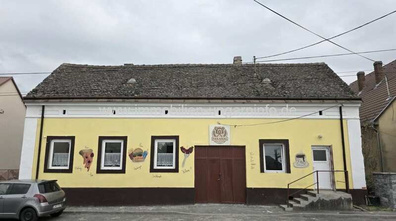 Gastronomie- und Wohngebäude zu verkaufen 