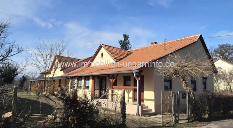 Somogy Vármegye: Familienhaus im bürgerlichen Stil in der Nähe des Plattensees, in Csákány 